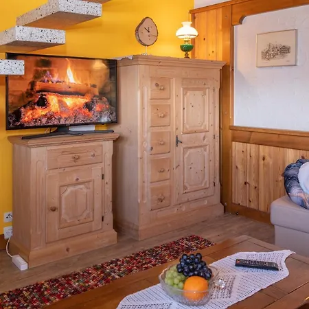 Dominique * Grächen